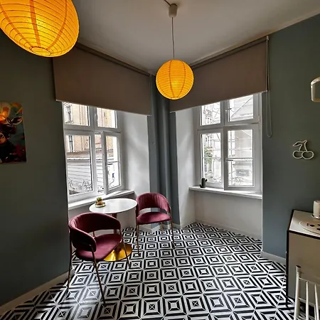 Pop-art - Pokój Z łazienką Nr 4 *